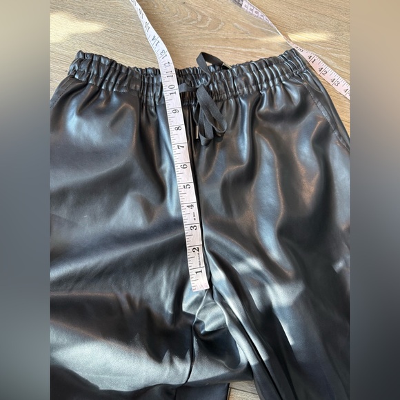 Laundry by Shelli Segal Faux Leather Black Joggers Pants - Picture 11 of 11